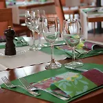 Eden Und Restaurant Hotel 4*