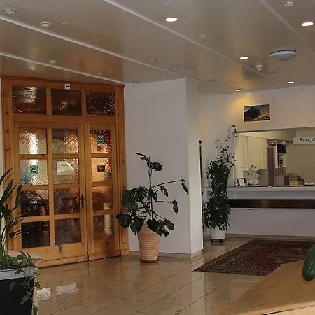 Eden Und Restaurant Отель Ilanz/Glion