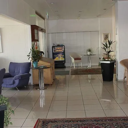 Eden Und Restaurant 4*