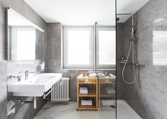 Eden Und Restaurant Hotel 4*