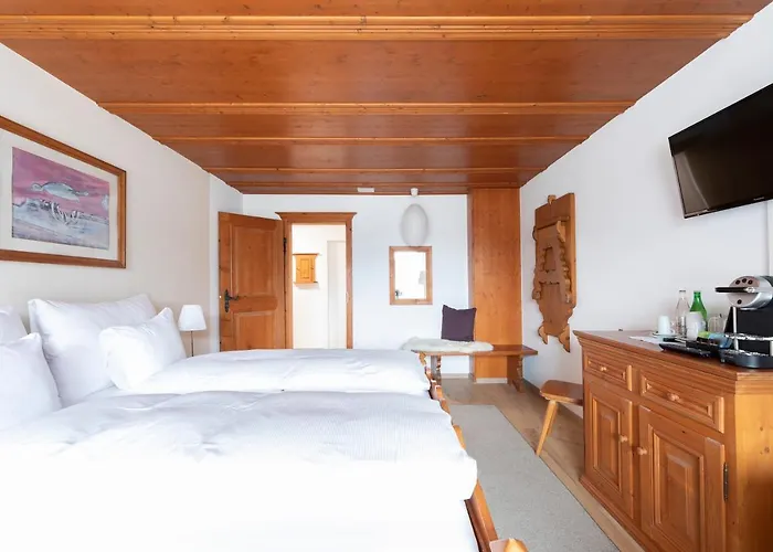 Eden Und Restaurant Hotel 4*